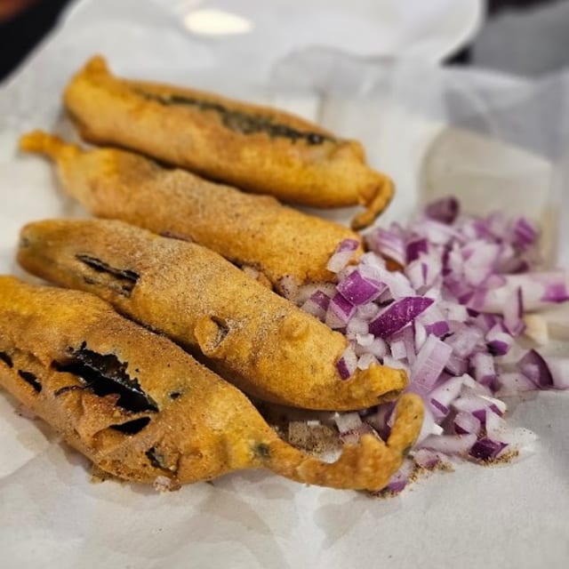 Mirchi Bajji (4).